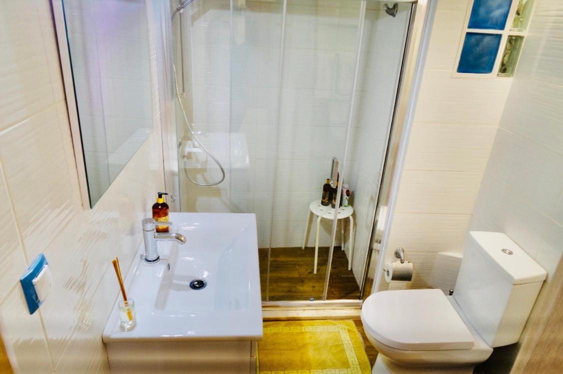 Piraeus Blue Grand Suite Di Giorgio 10 Mins From The Port. Pireu Exterior foto